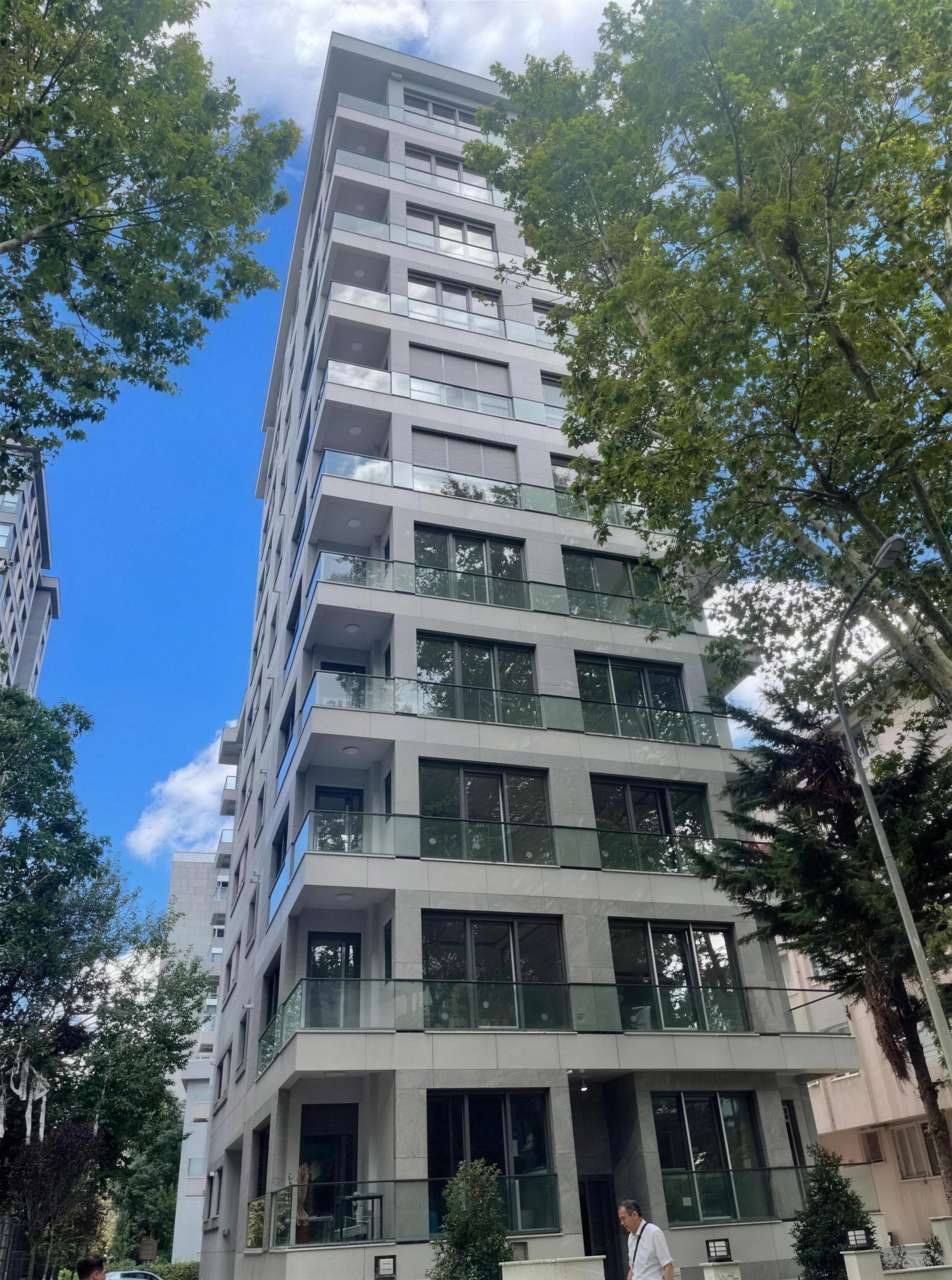 Ergör Apartmanı, Çiftehavuzlar — tamamlanan bina